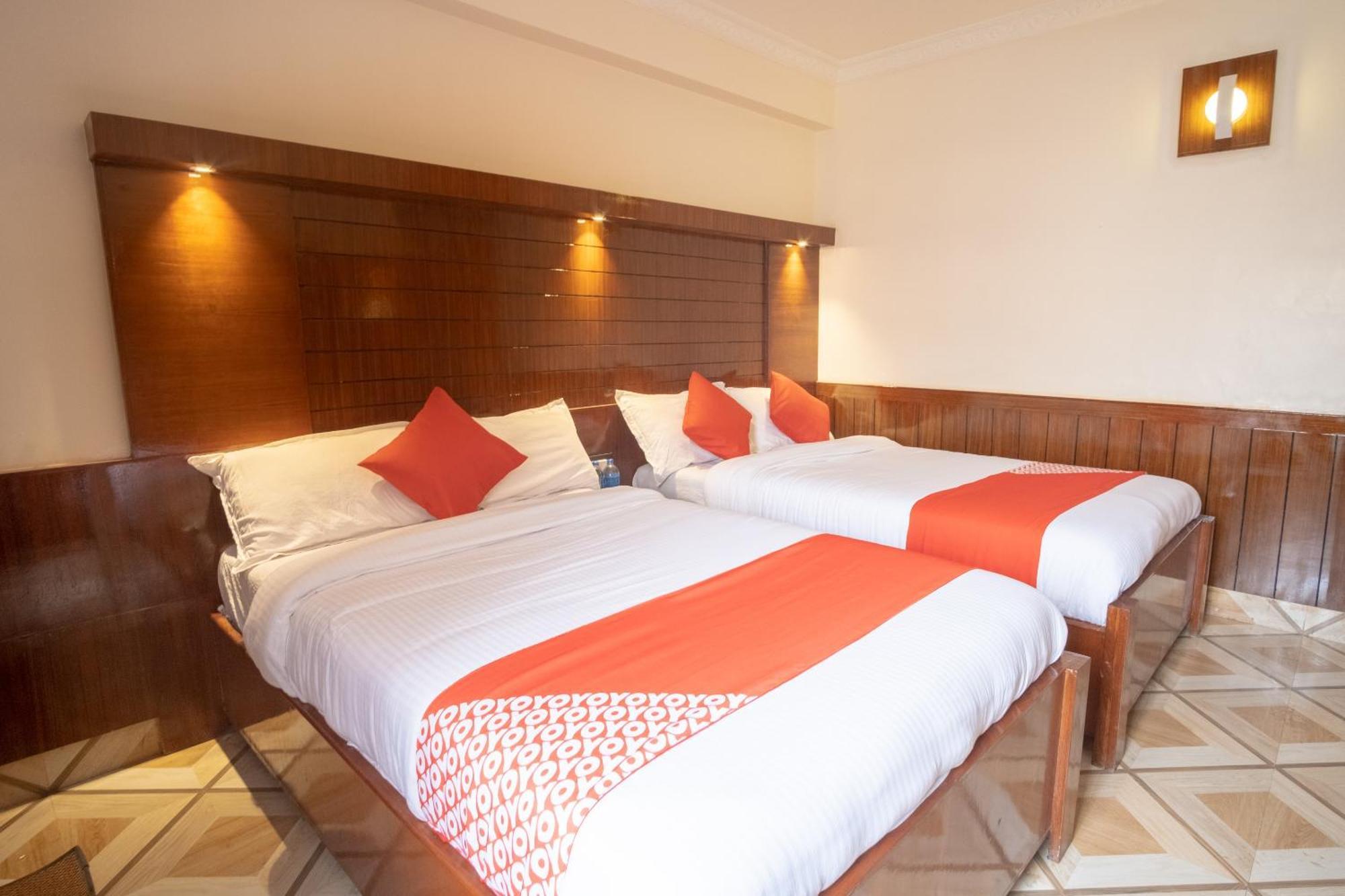 Oyo 304 Hotel Manama Balaju Exteriér fotografie
