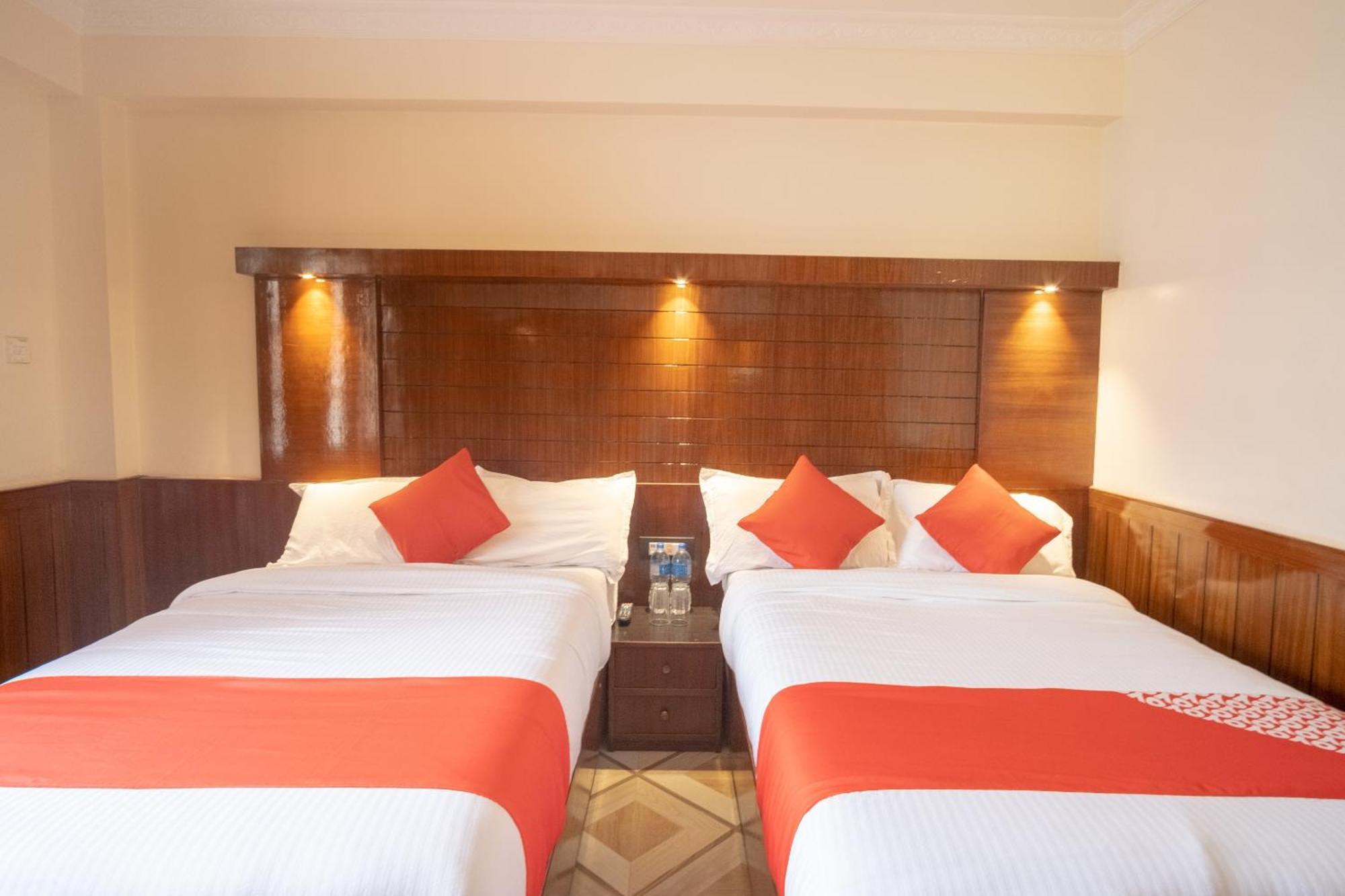 Oyo 304 Hotel Manama Balaju Exteriér fotografie