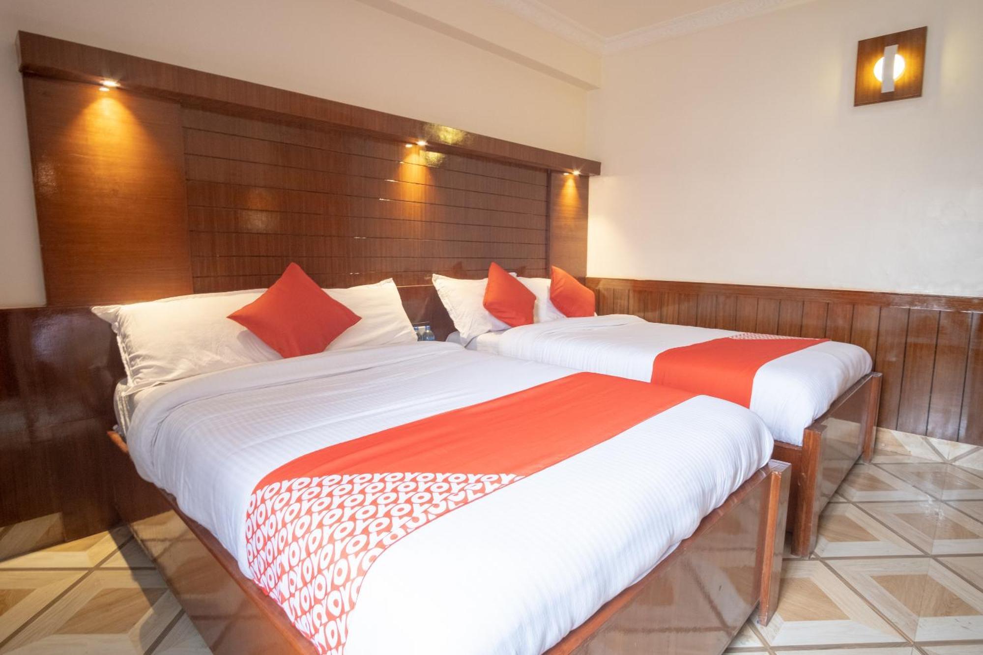 Oyo 304 Hotel Manama Balaju Exteriér fotografie